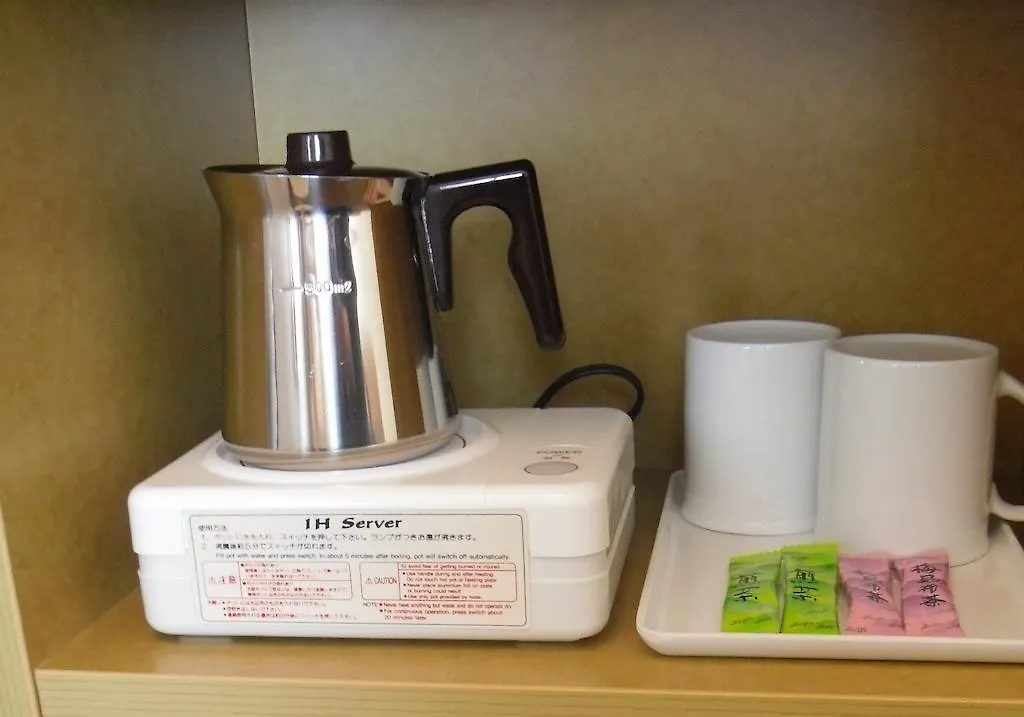 Toyoko Inn Osaka Itami Airport Тоёнака Отель