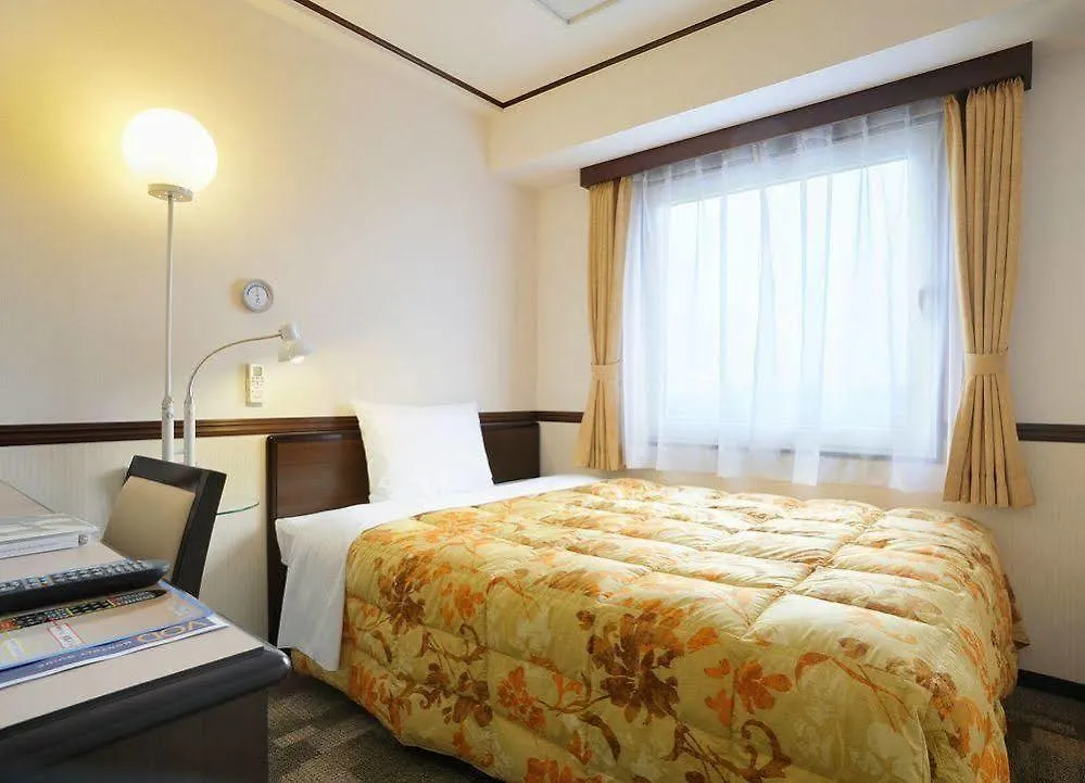 Toyoko Inn Osaka Itami Airport Тоёнака 3*,  Япония