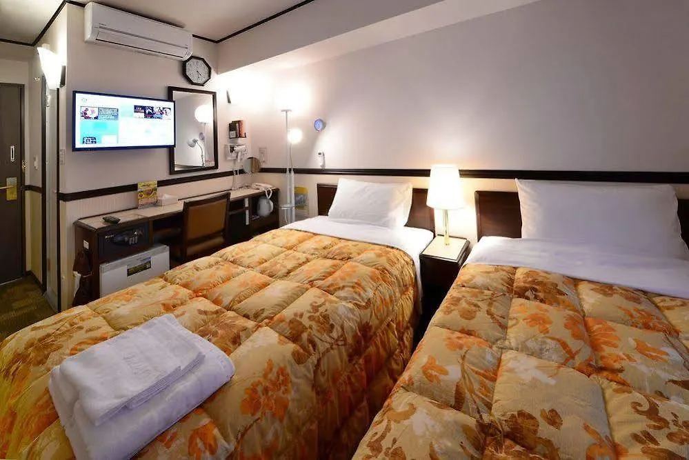 Toyoko Inn Osaka Itami Airport Тоёнака Отель