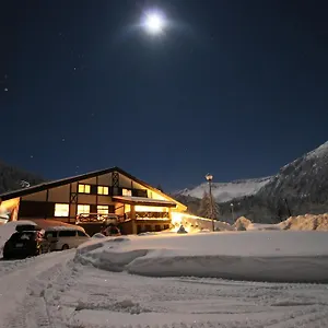 Furano Shiyuirin Ryokan Kamifurano