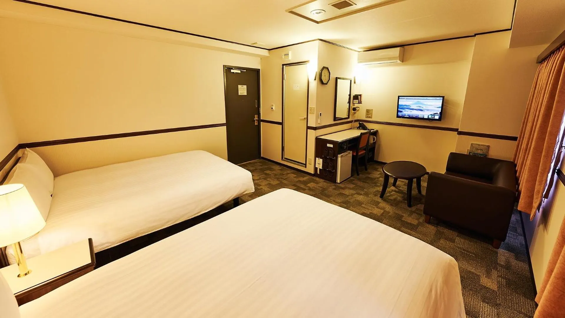 Toyoko Inn Osaka Itami Airport Toyonaka Hotel