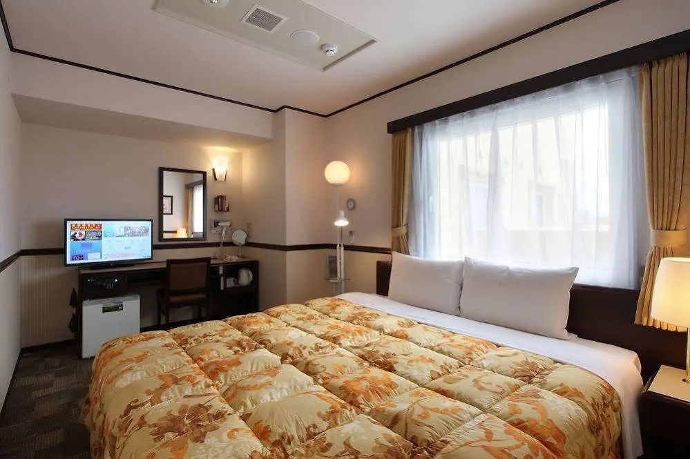 Toyoko Inn Osaka Itami Airport Toyonaka 3*,